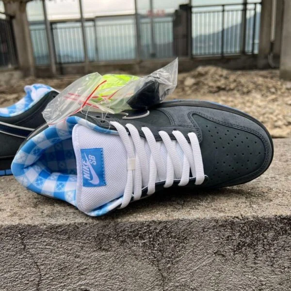 Nike SB Dunk Low Premium "Blue Lobster"