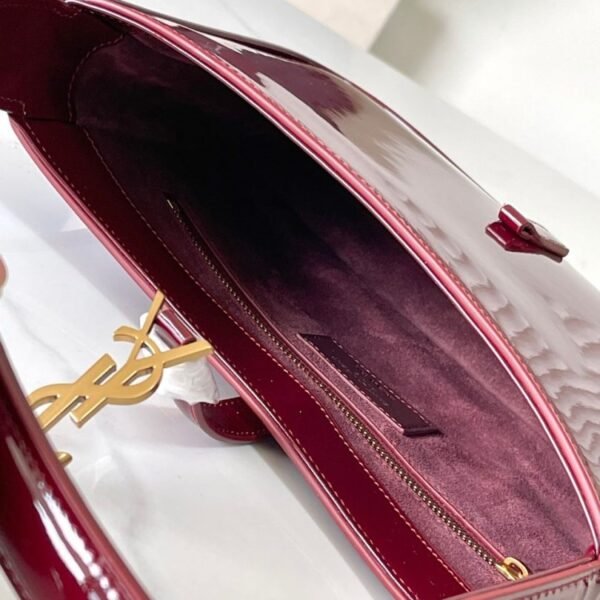 Saint Laurent LE 5 À 7 HOBO "RED"