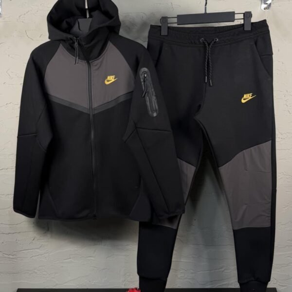 Komplet Nike Tech Fleece "Black-Dark Gray"