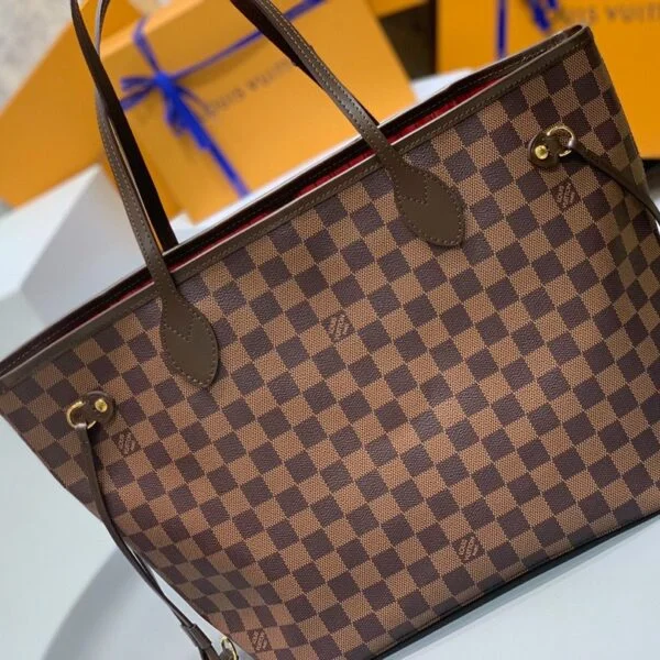 Louis Vuitton Neverfull