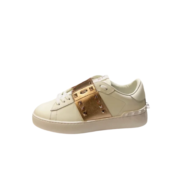 Valentino Garavani Rockstud "White-Rose Gold"