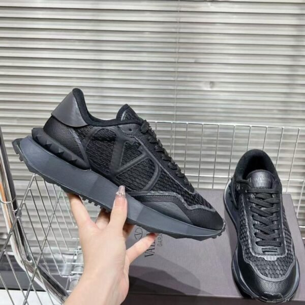 Valentino Garavani Netrunner "Black"