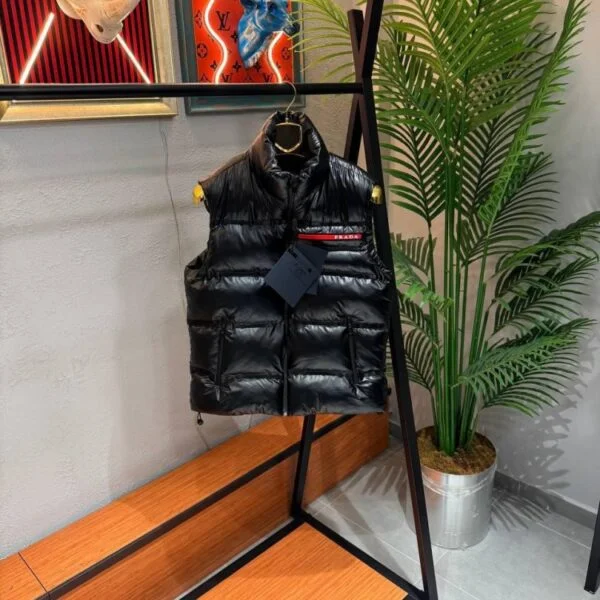 Prada Nylon Down Prsluk "Black"