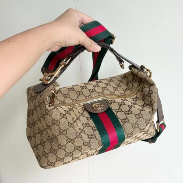 Gucci Vanity medium GG canvas "Brown"