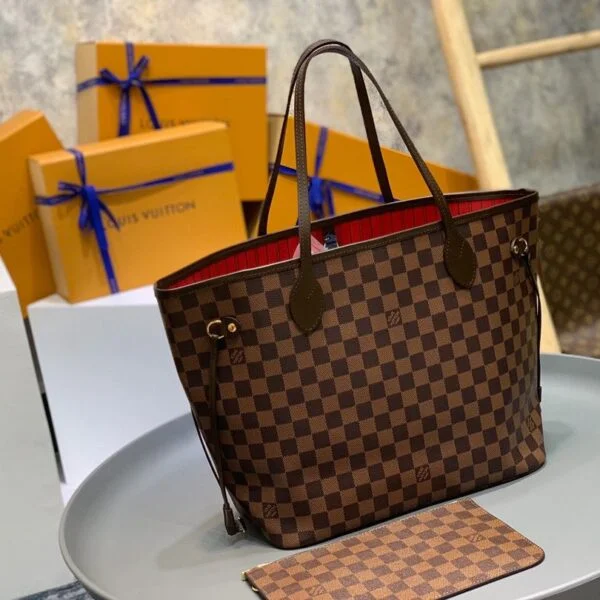 Louis Vuitton Neverfull