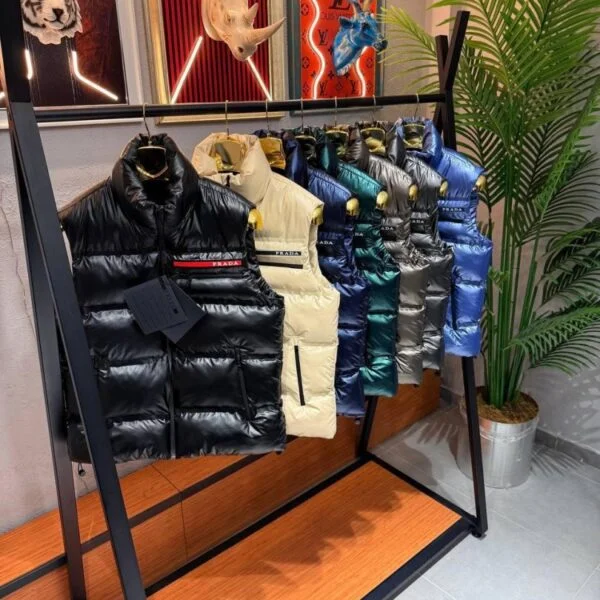 Prada Nylon Down Prsluk "Black"