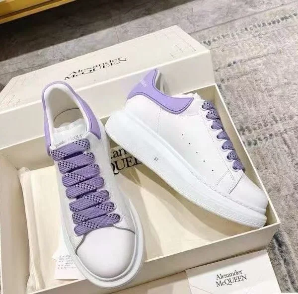 Alexander McQueen "Purple"