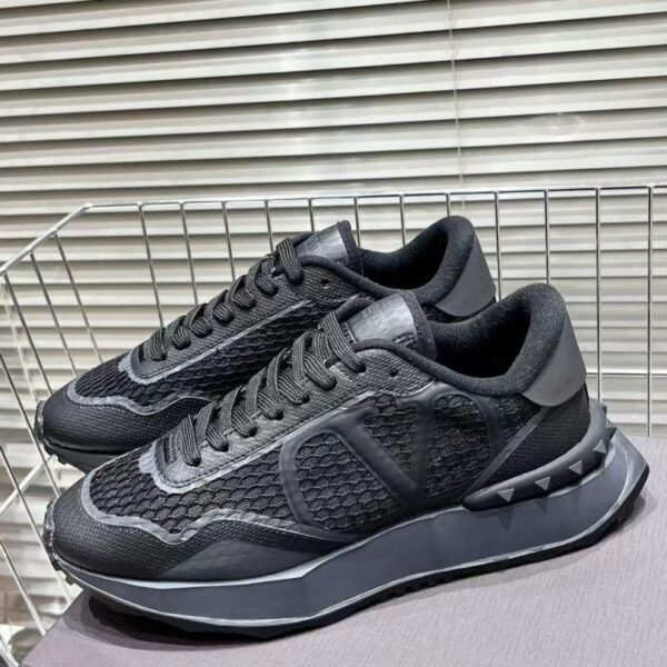 Valentino Garavani Netrunner "Black"