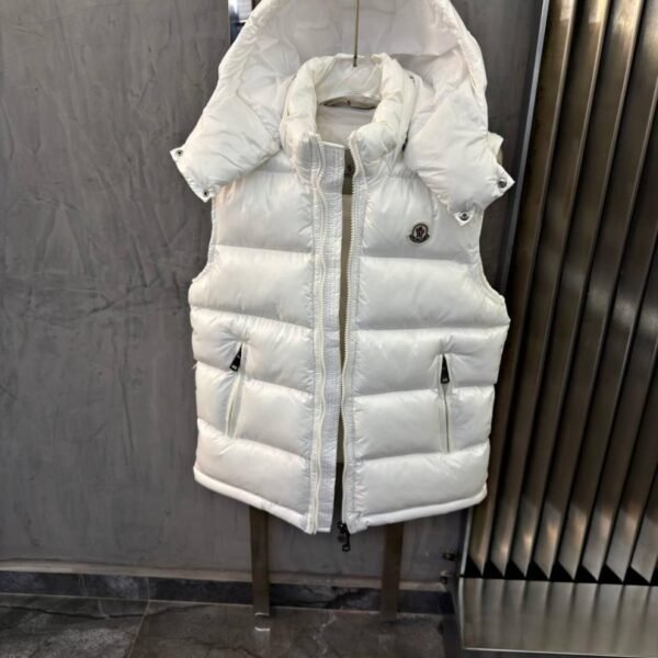 Moncler Black Bormes Hooded Down Prsluk "White"