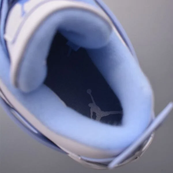 Air Jordan 4 Retro Aluminum