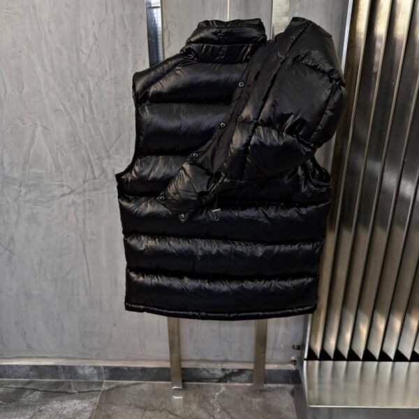 Moncler Black Bormes Hooded Down Prsluk "Black"