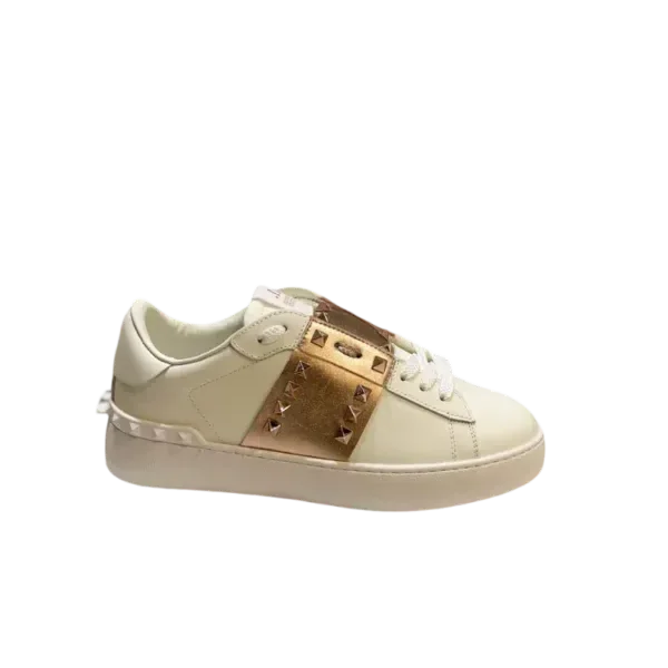 Valentino Garavani Rockstud "White-Rose Gold"