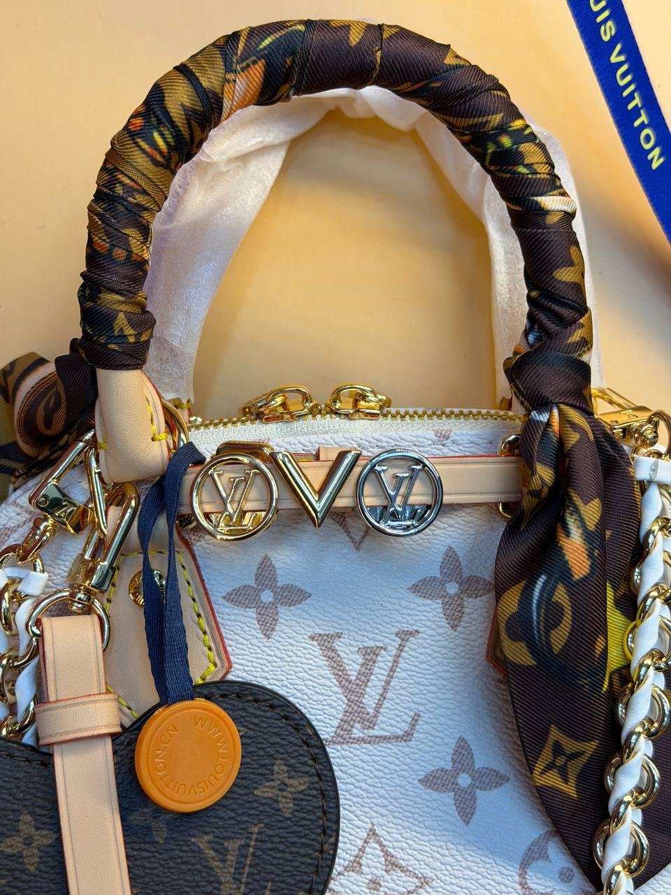 Louis Vuitton Alma "White" - Slika 7