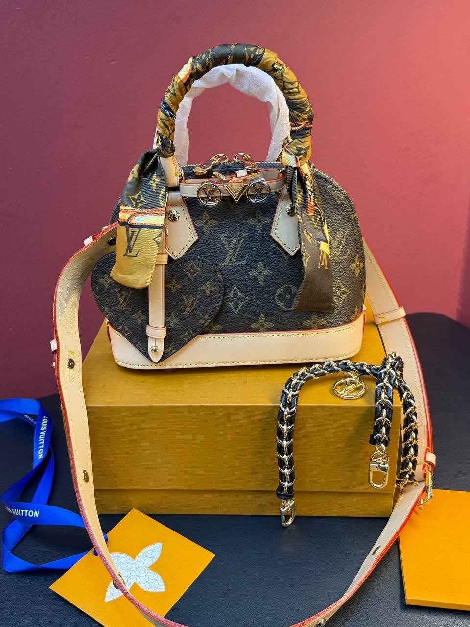 Louis Vuitton Alma "Brown" - Slika 4