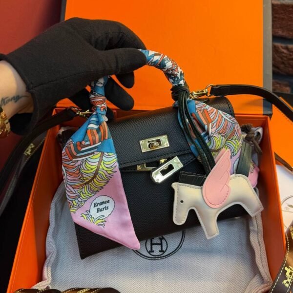 Hermes Kelly 19 "Black"