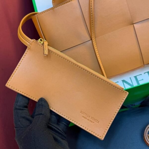 Bottega Veneta Arco Tote Bag "Brown"