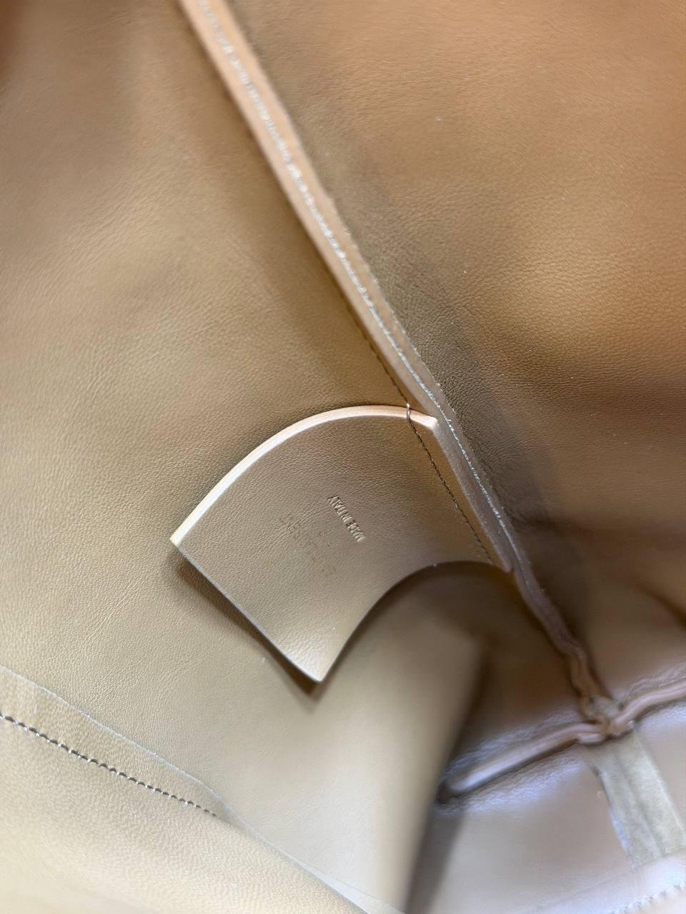 Saint Laurent Tanger Shoulder Bag - Slika 2