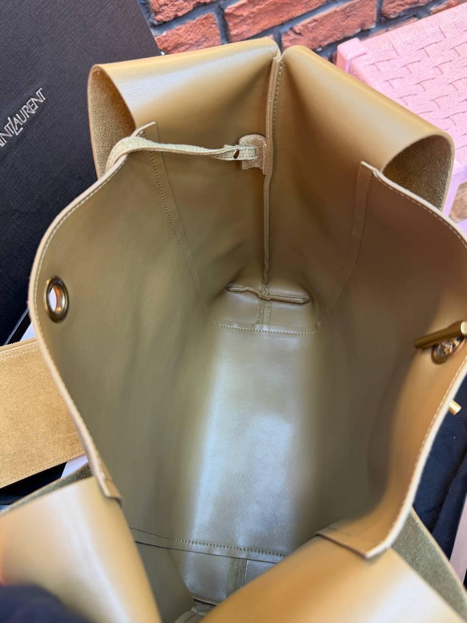 Saint Laurent Tanger Shoulder Bag - Slika 12