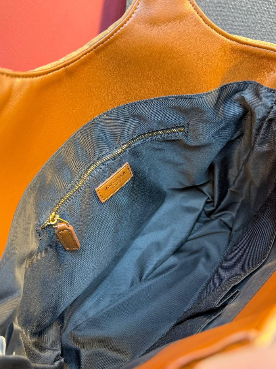 YVES SAİNT LAURENT Icare Medium in Quilted Suede - Slika 6