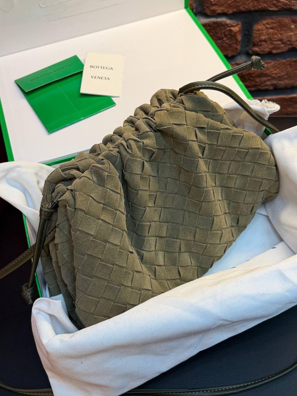 Bottega Veneta Suede Woven Shoulder Bag "Cypress" - Slika 3