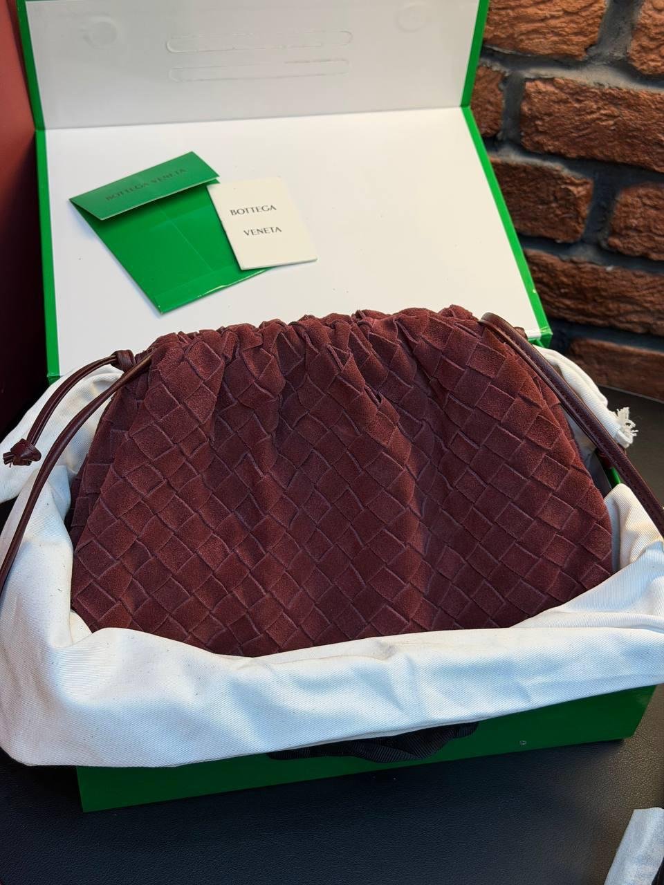 Bottega Veneta Suede Woven Shoulder Bag "Burgundy" - Slika 6