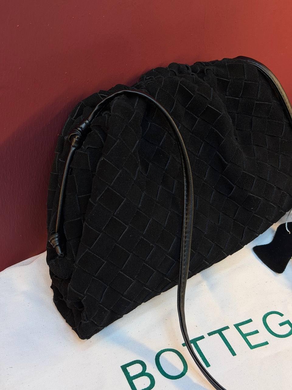 Bottega Veneta Suede Woven Shoulder Bag "Black" - Slika 5