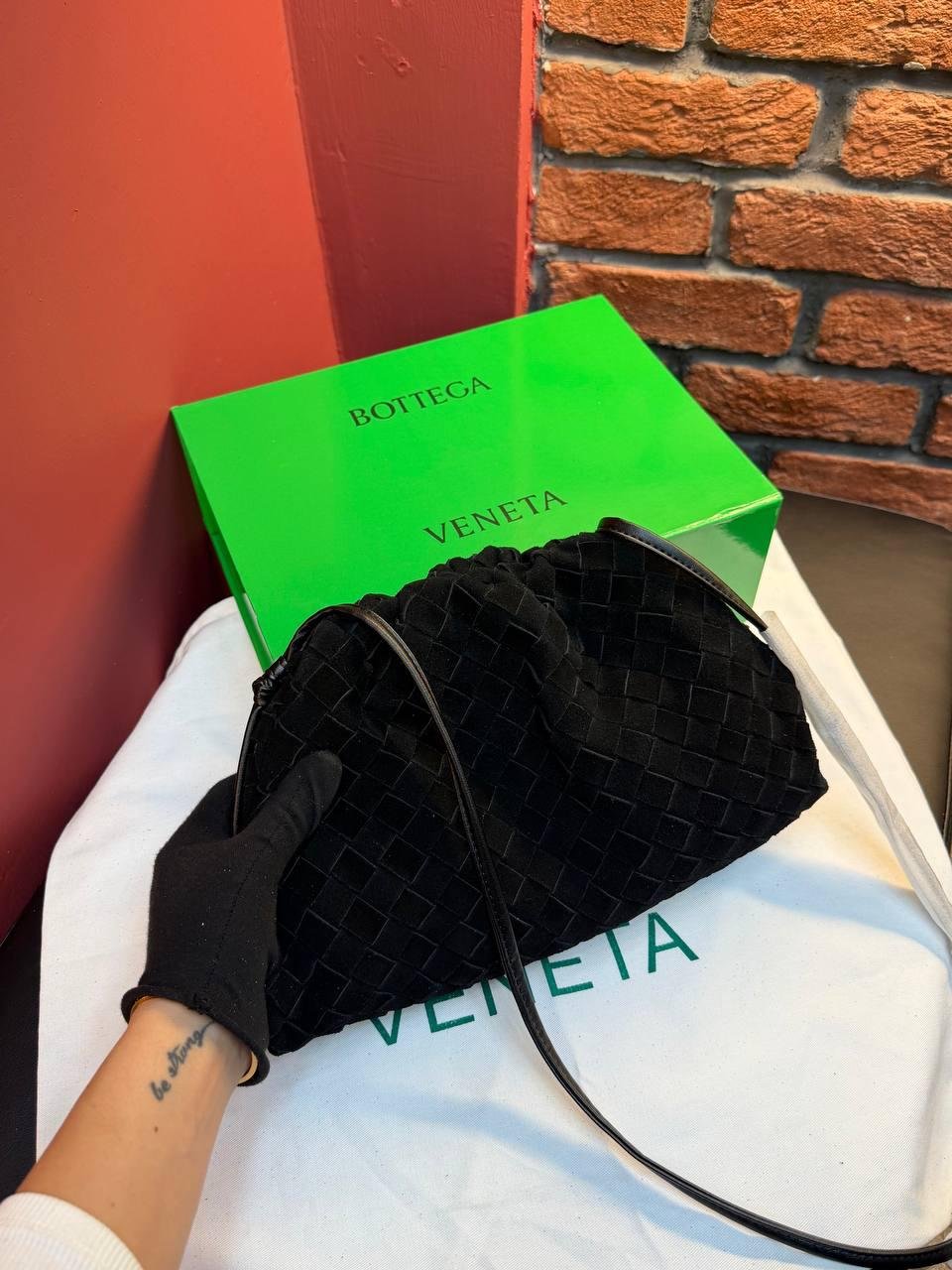 Bottega Veneta Suede Woven Shoulder Bag "Black" - Slika 6
