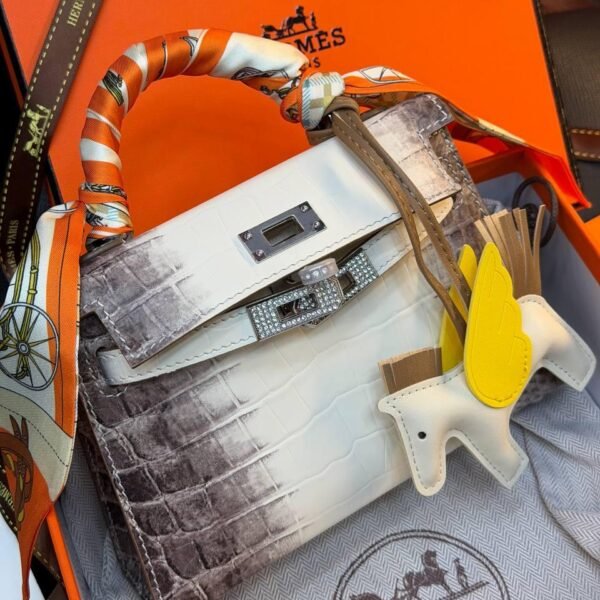 Hermes Kelly 19 "White"