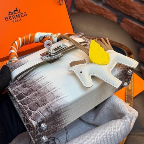 Hermes Kelly 19 "White"