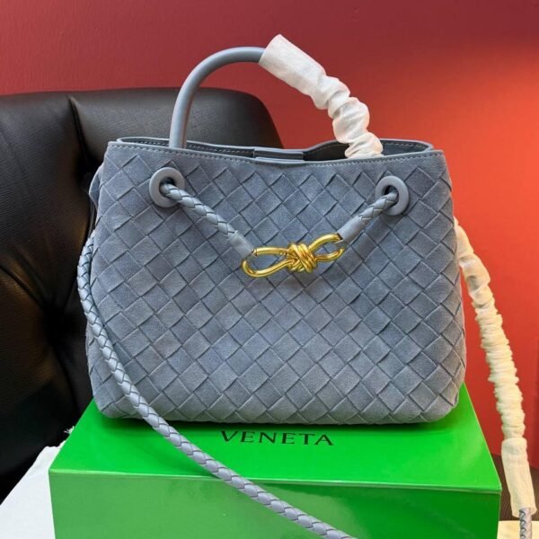 Bottega Veneta Andiamo Small "Blue"
