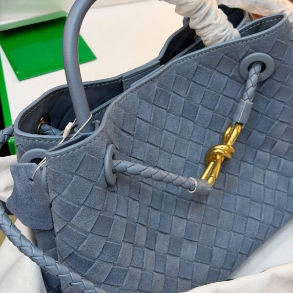Bottega Veneta Andiamo Small "Blue"