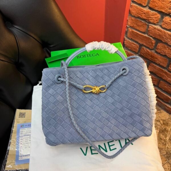 Bottega Veneta Andiamo Small "Blue"