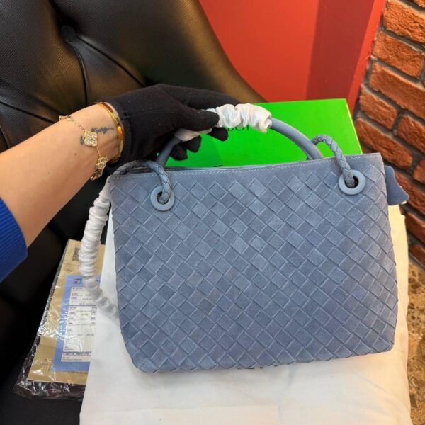 Bottega Veneta Andiamo Small "Blue"