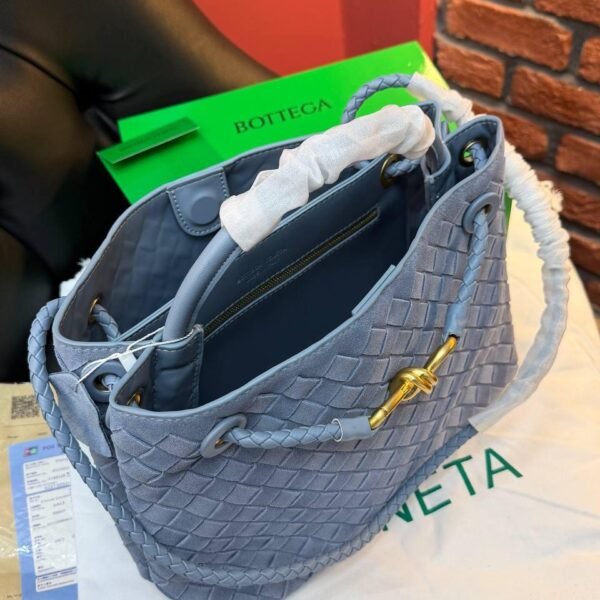 Bottega Veneta Andiamo Small "Blue"