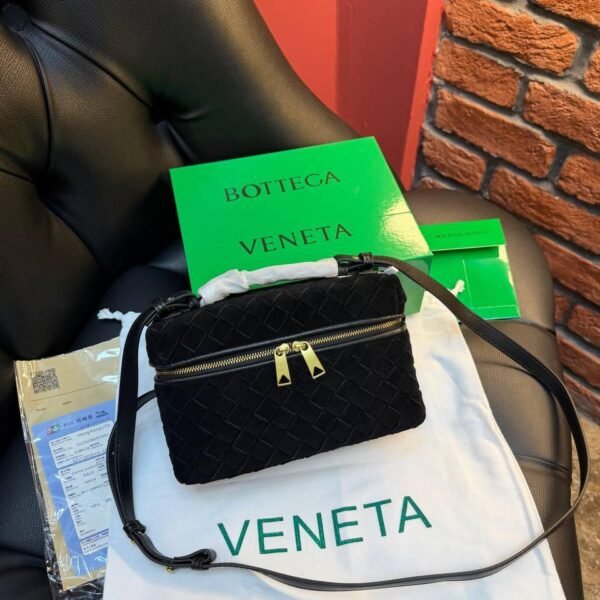 Bottega Veneta Bang Bang "Black"