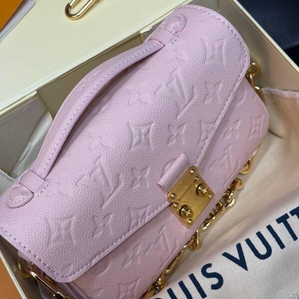 Louis Vuitton Pochette Métis East West Monogram Canvas