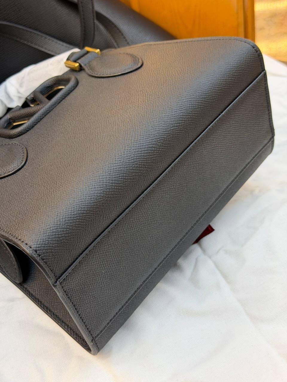 Valentino Garavani Small Vsling Leather Top-handle Bag "Black" - Slika 15