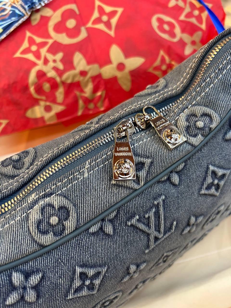 Louis Vuitton Denim Handbag - Slika 4