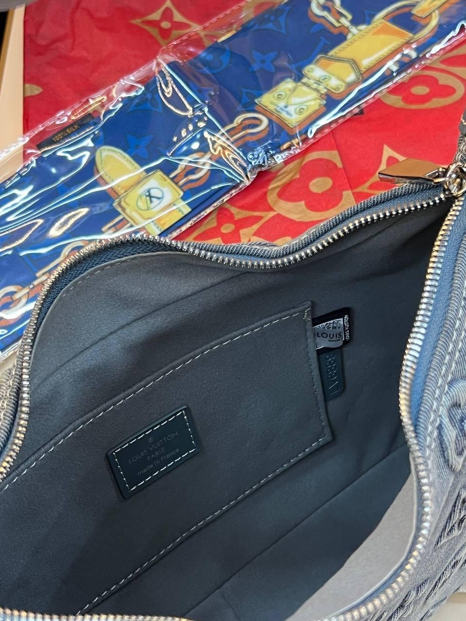 Louis Vuitton Denim Handbag - Slika 8