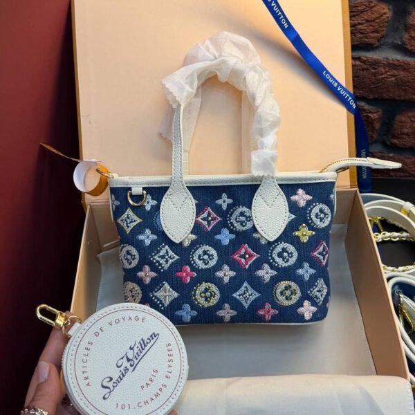 Louis Vuitton Neverfull BB tote bag