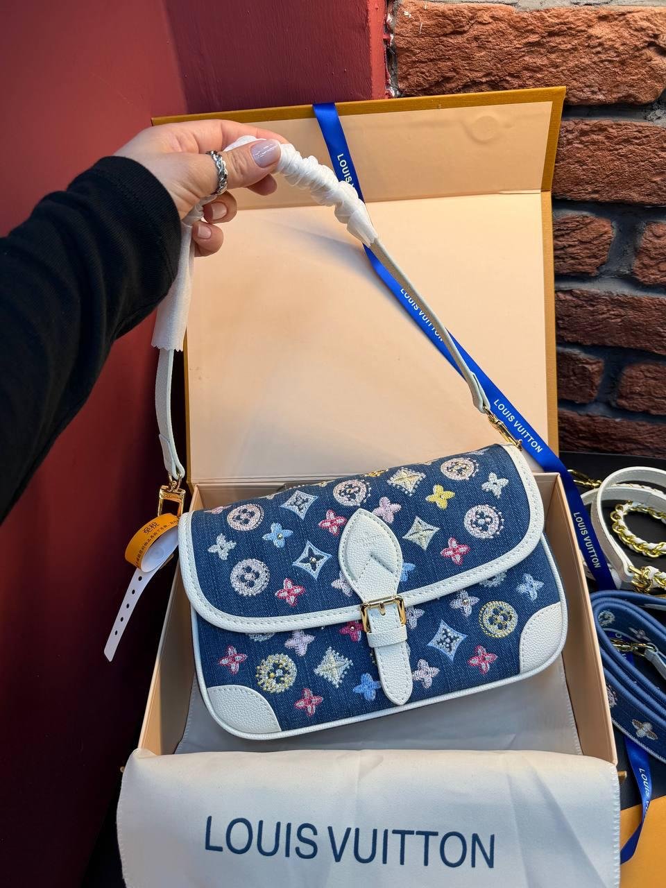 Louis Vuitton Diane Handbag "Blue" - Slika 7