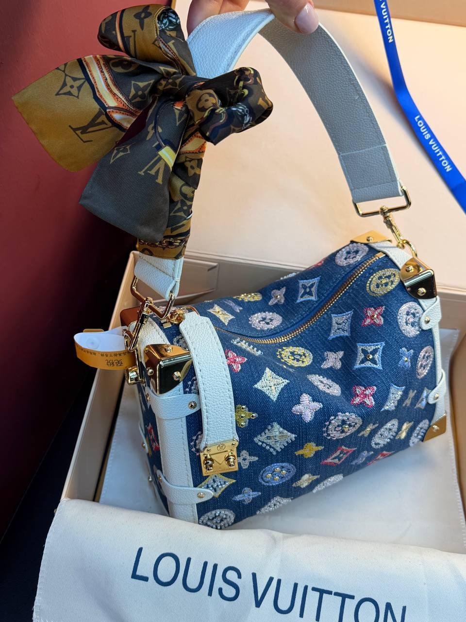 Louis Vuitton Trunk Denim - Slika 19