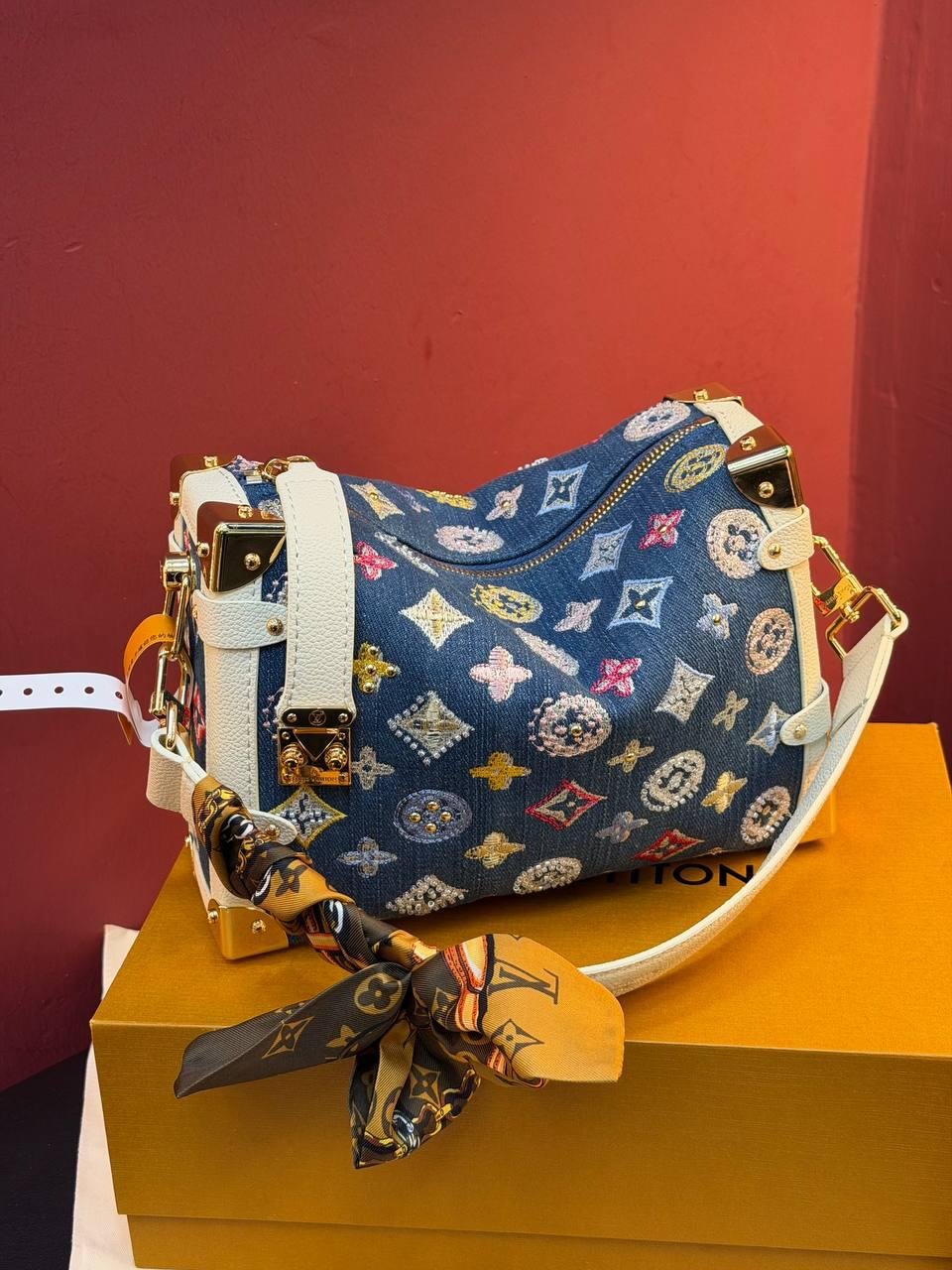 Louis Vuitton Trunk Denim - Slika 20