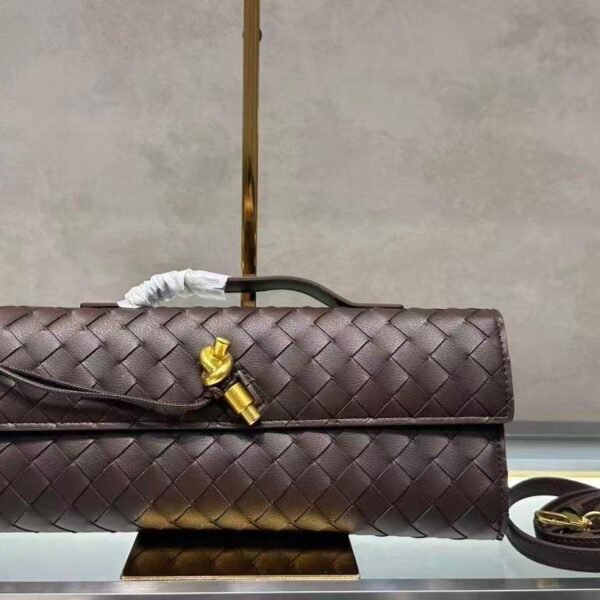 Bottega Veneta Andiamo Clutch "Darko Brown"