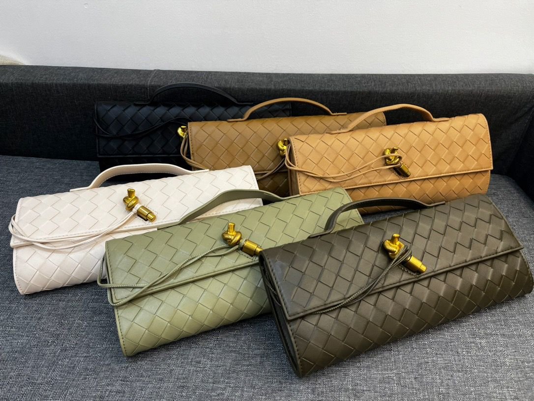 Bottega Veneta Andiamo Clutch "Green" - Slika 4