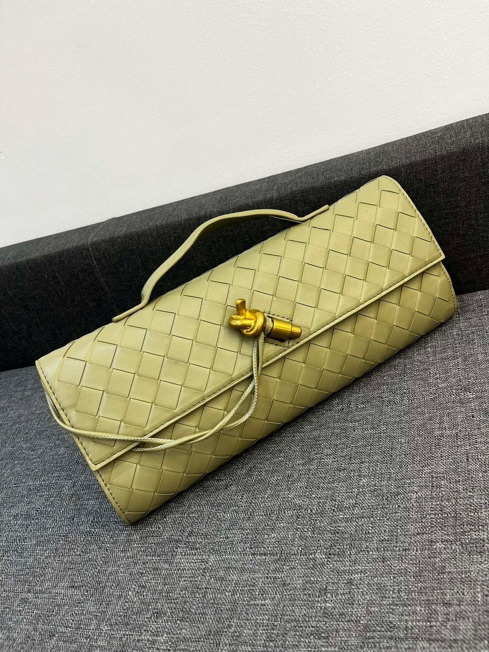 Bottega Veneta Andiamo Clutch "Green" - Slika 5