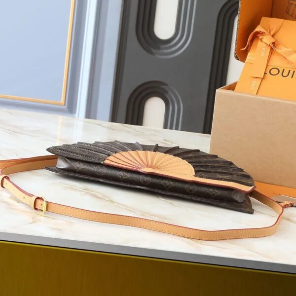 Louis Vuitton Fan Monogram Bag