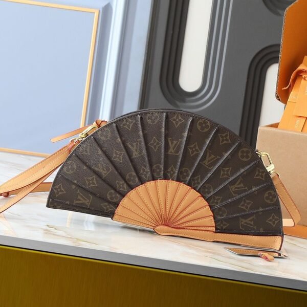 Louis Vuitton Fan Monogram Bag